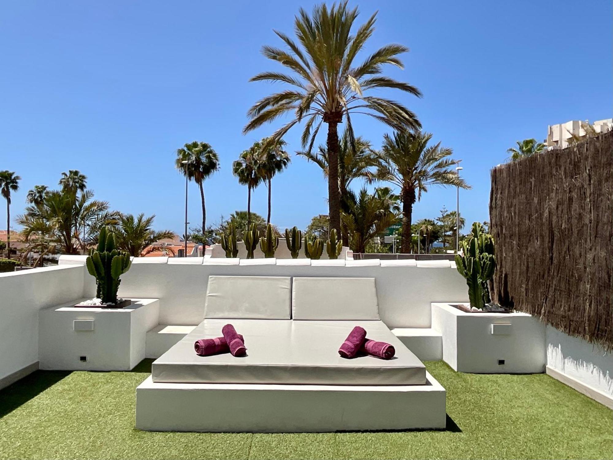 Las Americas Luxury Low-Cost Apartment With Terrace & Views Playa de las Americas  Exterior photo